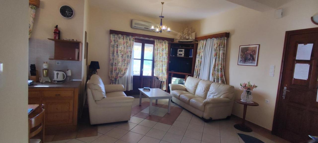Apartamento George Myrties Exterior foto
